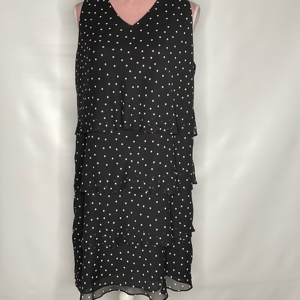 Tahari polka dot tiered dress. - Picture 8 of 10
